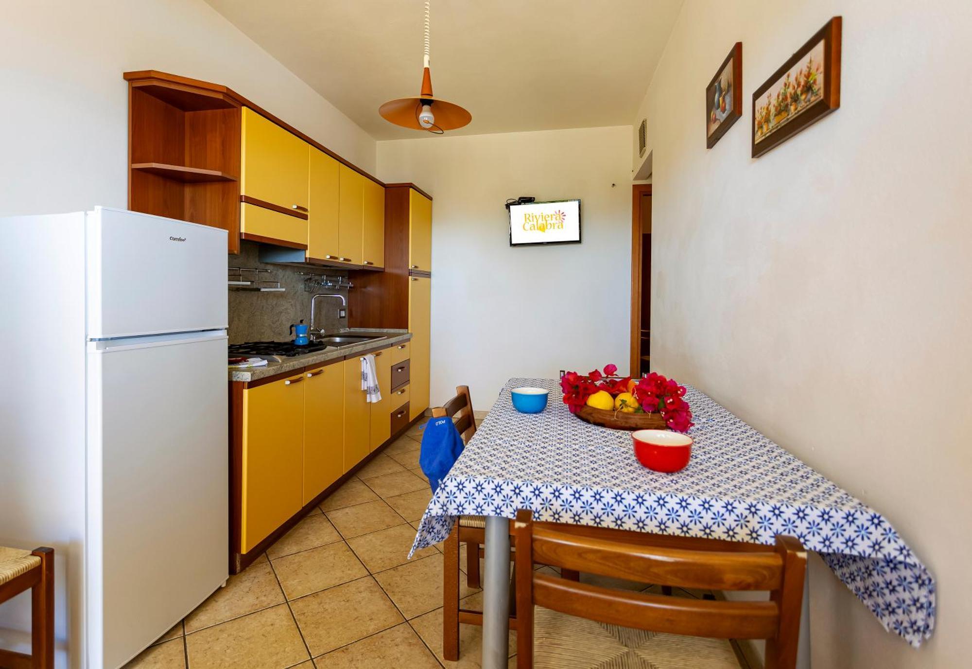 Residenza Marinella Aparthotel Zambrone Buitenkant foto