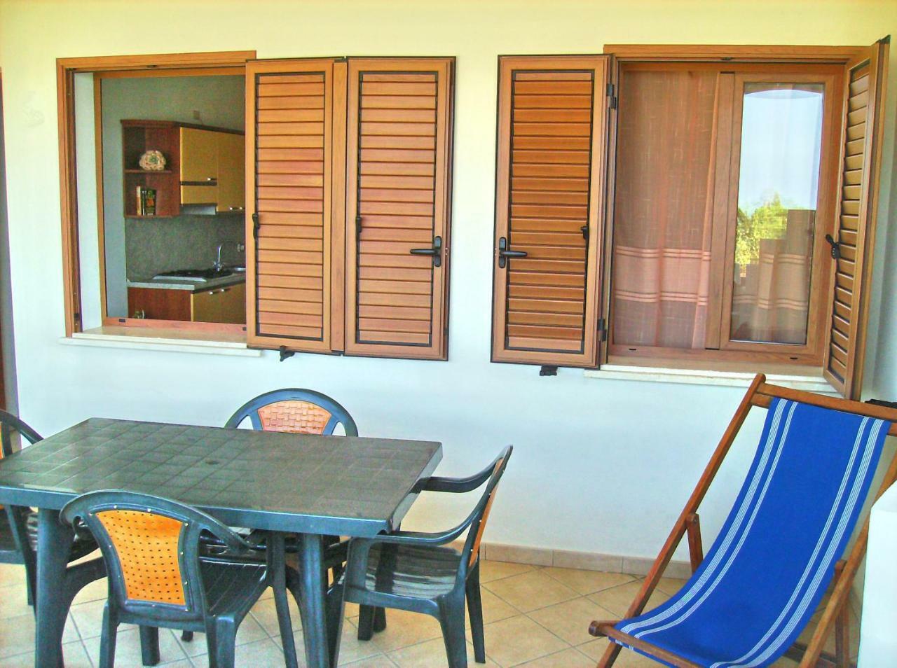 Residenza Marinella Aparthotel Zambrone Buitenkant foto