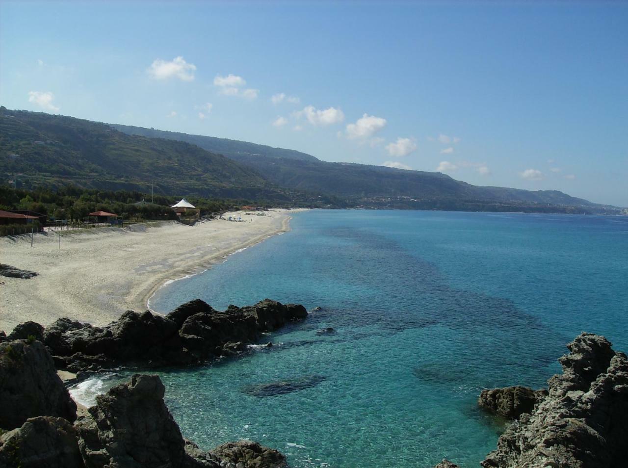 Residenza Marinella Aparthotel Zambrone Buitenkant foto