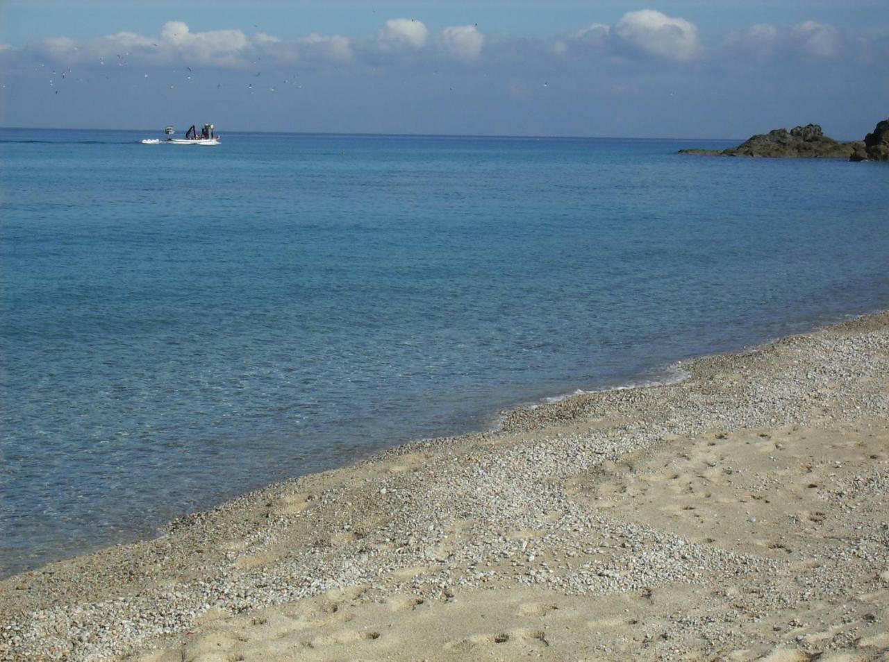 Residenza Marinella Aparthotel Zambrone Buitenkant foto